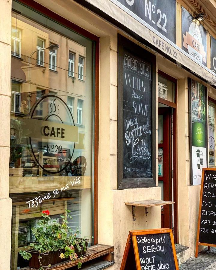 Apartments Cafe No.22 Praga Exterior foto